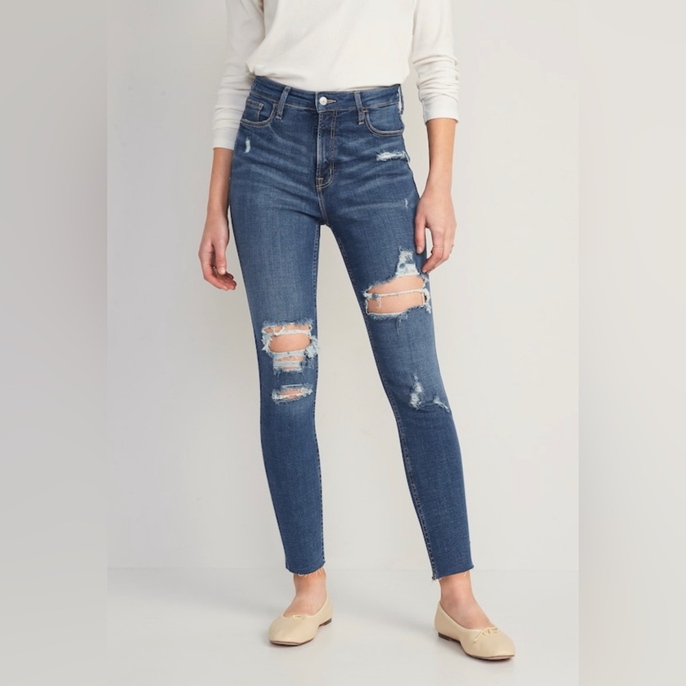 Old Navy Rockstar Skinny Extra High Rise Raw Hem